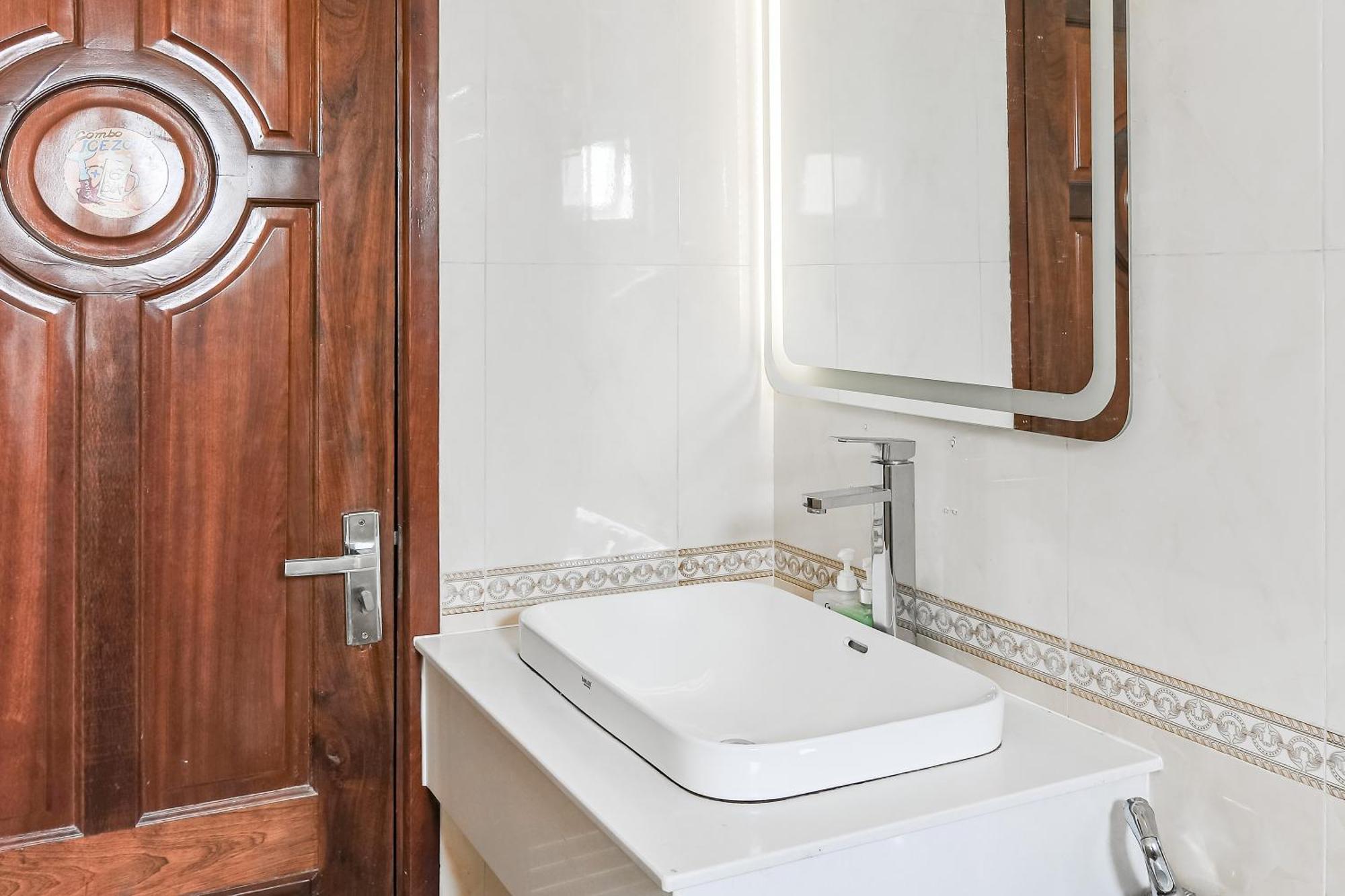 Venice 1 Hotel Хошимін Екстер'єр фото