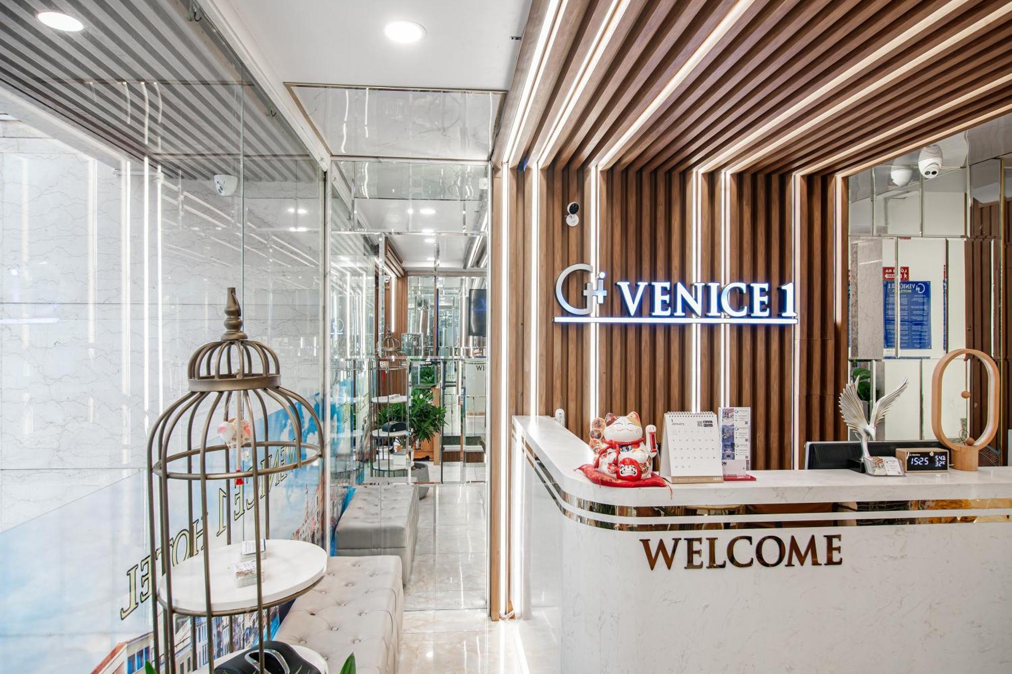 Venice 1 Hotel Хошимін Екстер'єр фото